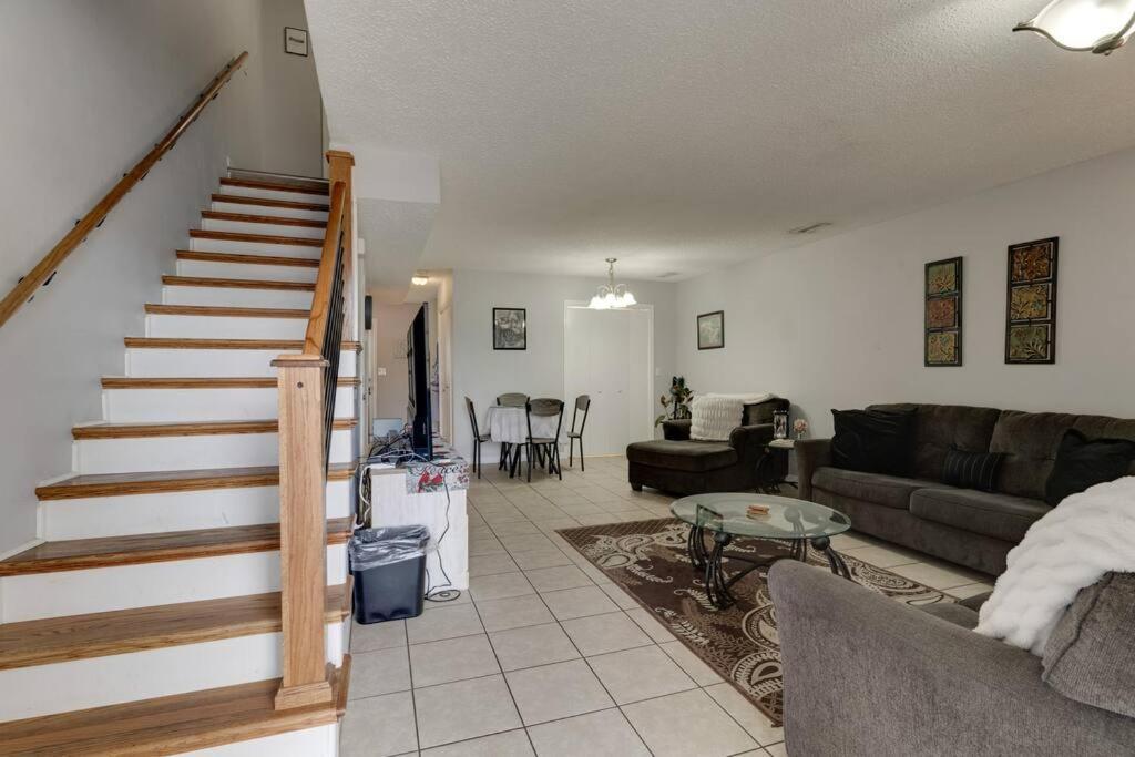 Lovely 2 Bdr Condo With Balcony 2M To Broadway ناشفيل المظهر الخارجي الصورة